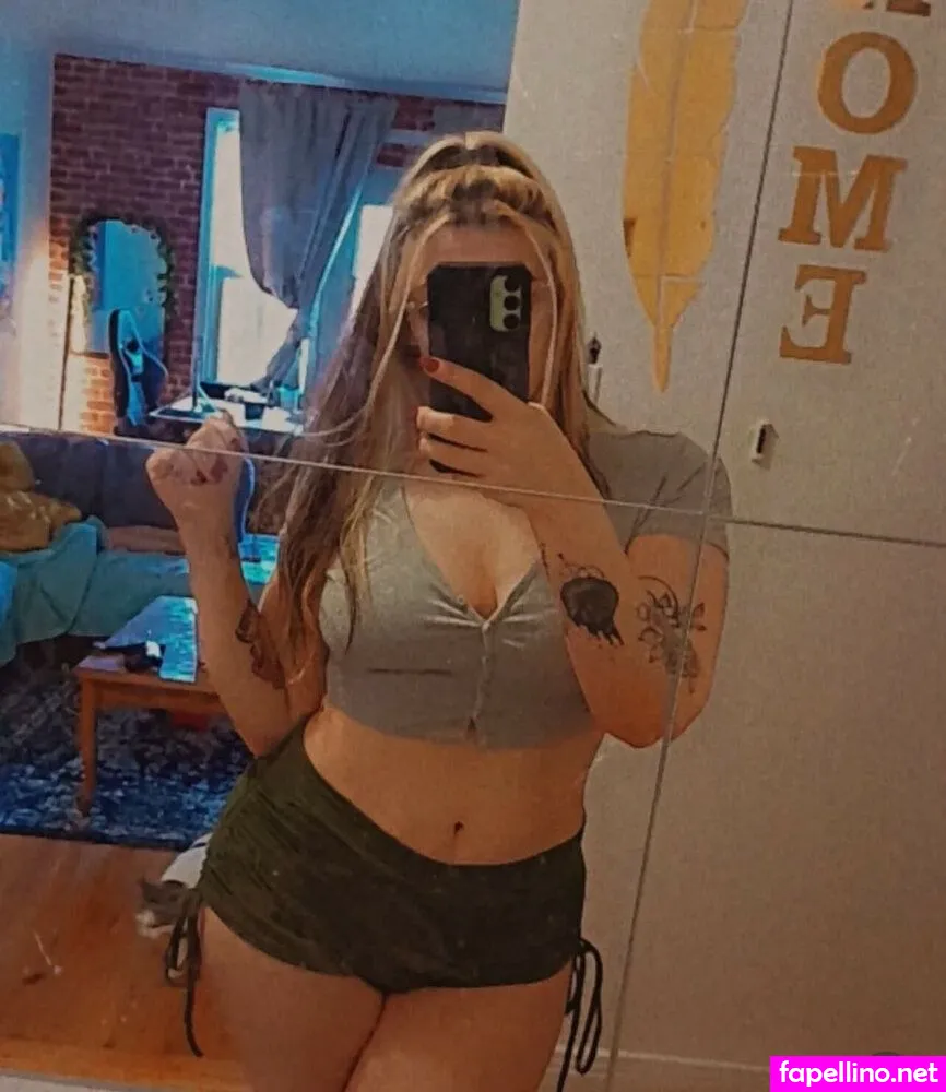 , RayRay, Rayna Dunbar, fairybongmotherr, fairybuttmother, xmamabearrx Nude Leaked OnlyFans Photo #s1MgaXfGAM
