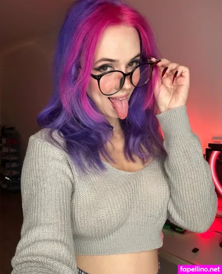 Fairyelfie 2 OnlyFans Thumbnail #yddRUZT0q2