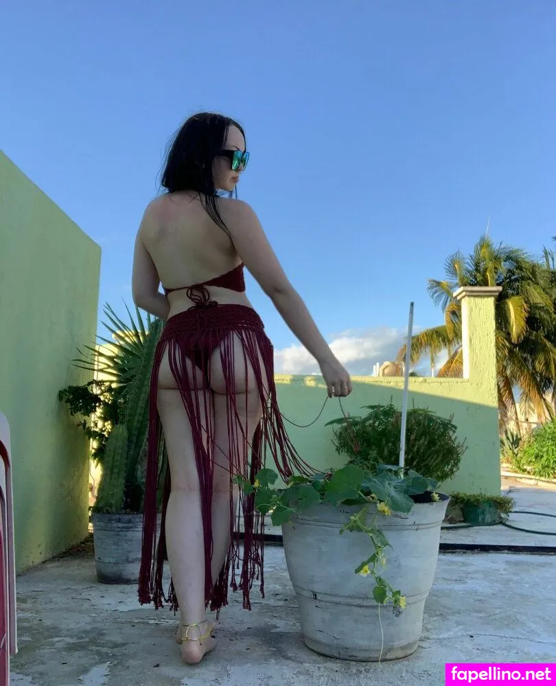 friednoods, localdeadbeat_ Nude Leaked OnlyFans Photo #ew4FACQ2J7