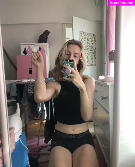 Fairyruuu OnlyFans Thumbnail #pOfV1w3N2P