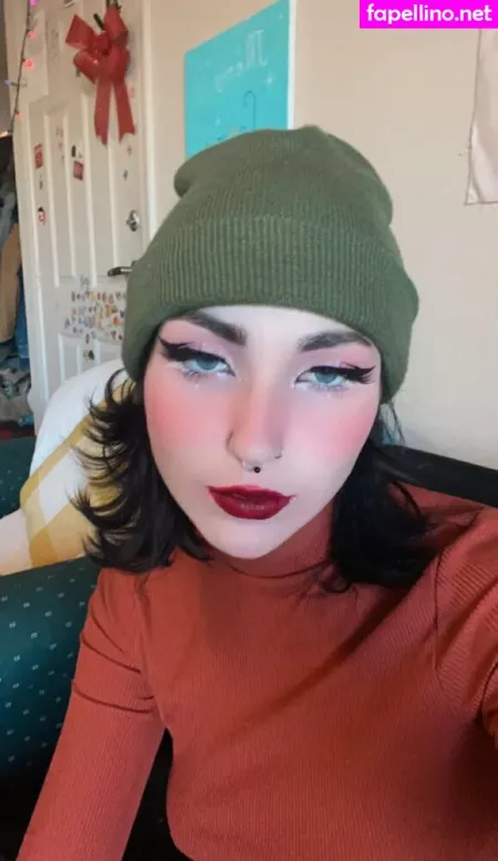 Fairyyspit2 OnlyFans Thumbnail #RxoIccKBR7