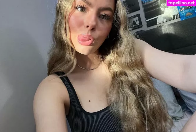 Faith Roberts OnlyFans Thumbnail #O2db1p9J2L