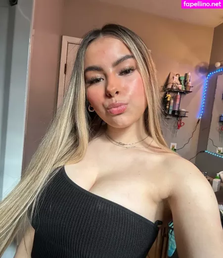 Faith Roberts OnlyFans Thumbnail #cMIwcFi4vm