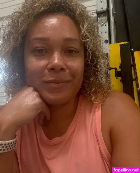 Falynfonoimoanafree OnlyFans Thumbnail #fj18DgzecA