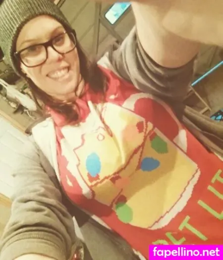 Falynn Shaw OnlyFans Thumbnail #tsrIY1dxRU