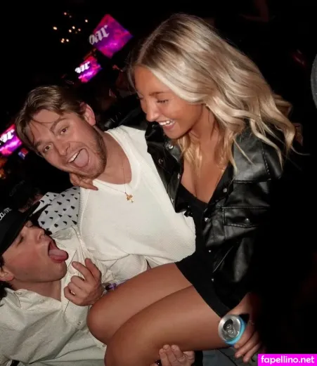 Falynreilly OnlyFans Thumbnail #4OLPojU8Z7