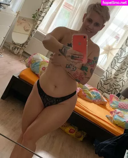 Famez De OnlyFans Thumbnail #KzkIlsKxPZ