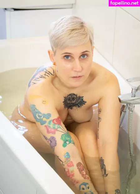 Famez De OnlyFans Thumbnail #SwcciSEt9a