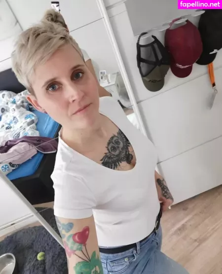 Famez De OnlyFans Thumbnail #VEG8tjO1mh