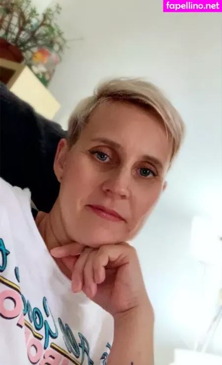 Famez De OnlyFans Thumbnail #sHtZuN5R92