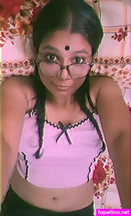 Famil Faiza 1 OnlyFans Thumbnail #Q03B8Ge4Ny