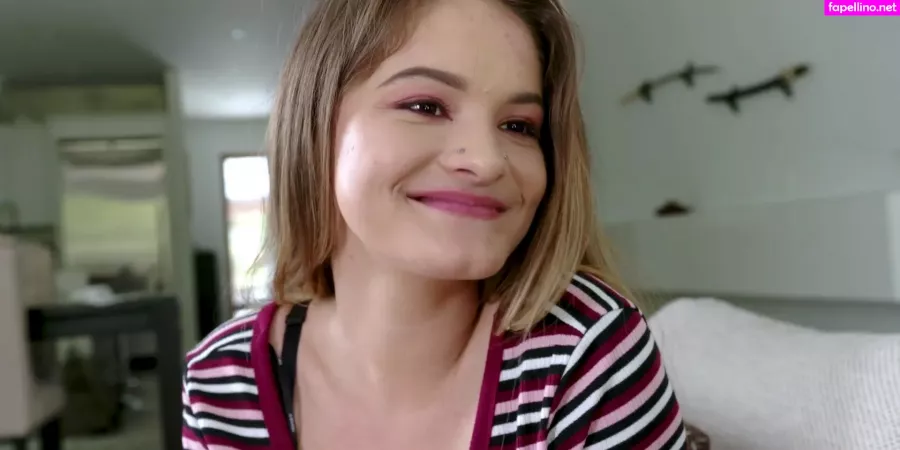 Familystrokes OnlyFans Thumbnail #2XTbLMwtMu