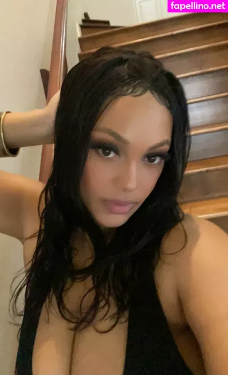 Famousaria OnlyFans Thumbnail #5RkqnFS3Cb