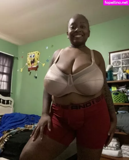 Famousstarkmarie OnlyFans Thumbnail #ZbUoO2Gpbq