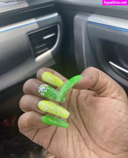 Famousstarkmarie OnlyFans Thumbnail #l8SoRy2W9W