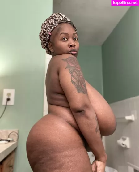 Famousstarkmarie OnlyFans Thumbnail #qdr8XKgto9