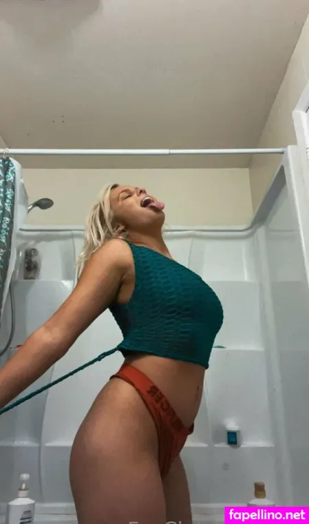 Fanclubgirls OnlyFans Thumbnail #sLFi7Gr0cU