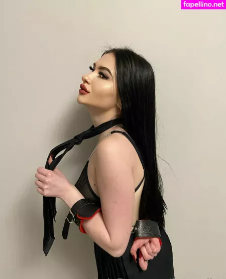 Fancy Lips OnlyFans Thumbnail #Qycn853mdq