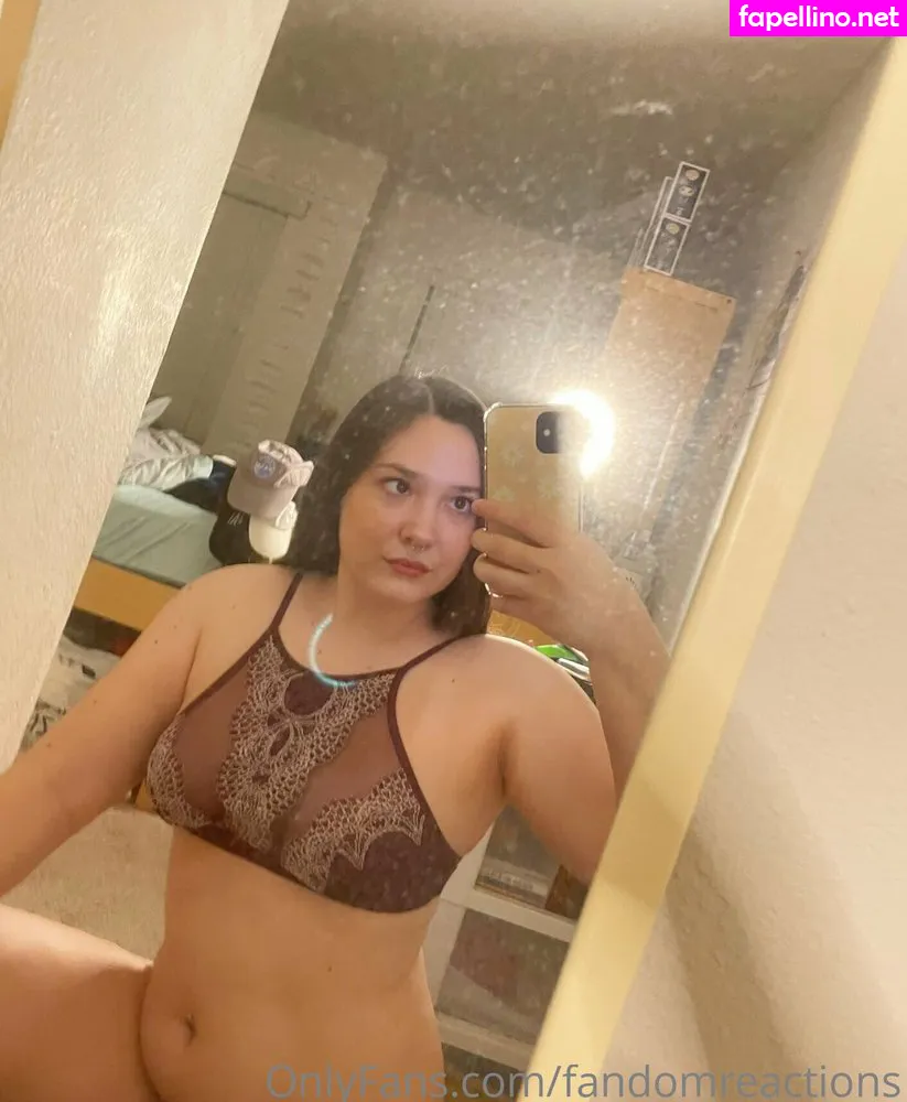 fandomreactgirls, fandomreactions Nude Leaked OnlyFans Photo #0GegQVVueR
