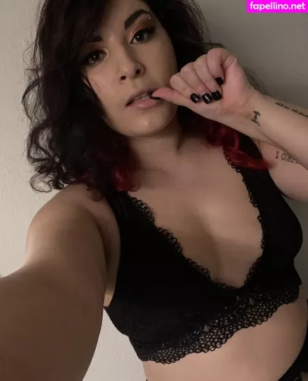 Fandomreactions OnlyFans Thumbnail #aaWM9N1Fif