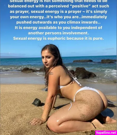 Farah Asteri OnlyFans Thumbnail #PNHA0c79ju