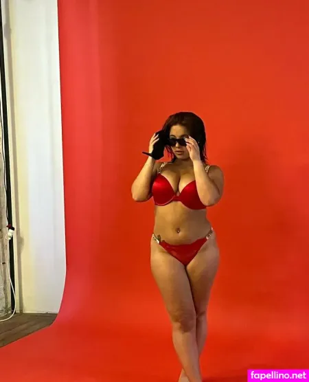 Farah Off OnlyFans Thumbnail #aQmsGUlwfX