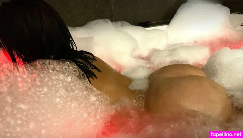 Farah Off OnlyFans Thumbnail #uDkULXEWaO