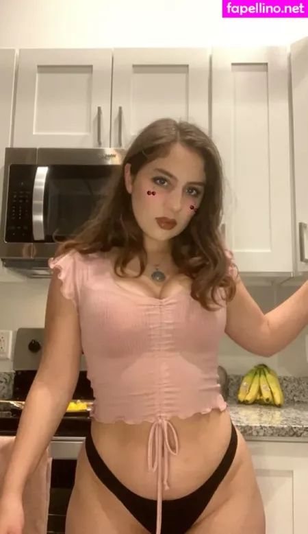 Farahasteri OnlyFans Thumbnail #459VegL4OF