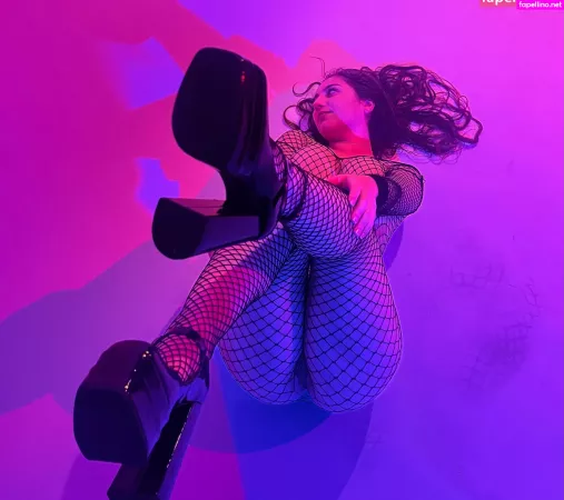 Farahasterivip OnlyFans Thumbnail #TW4g4qdSOy