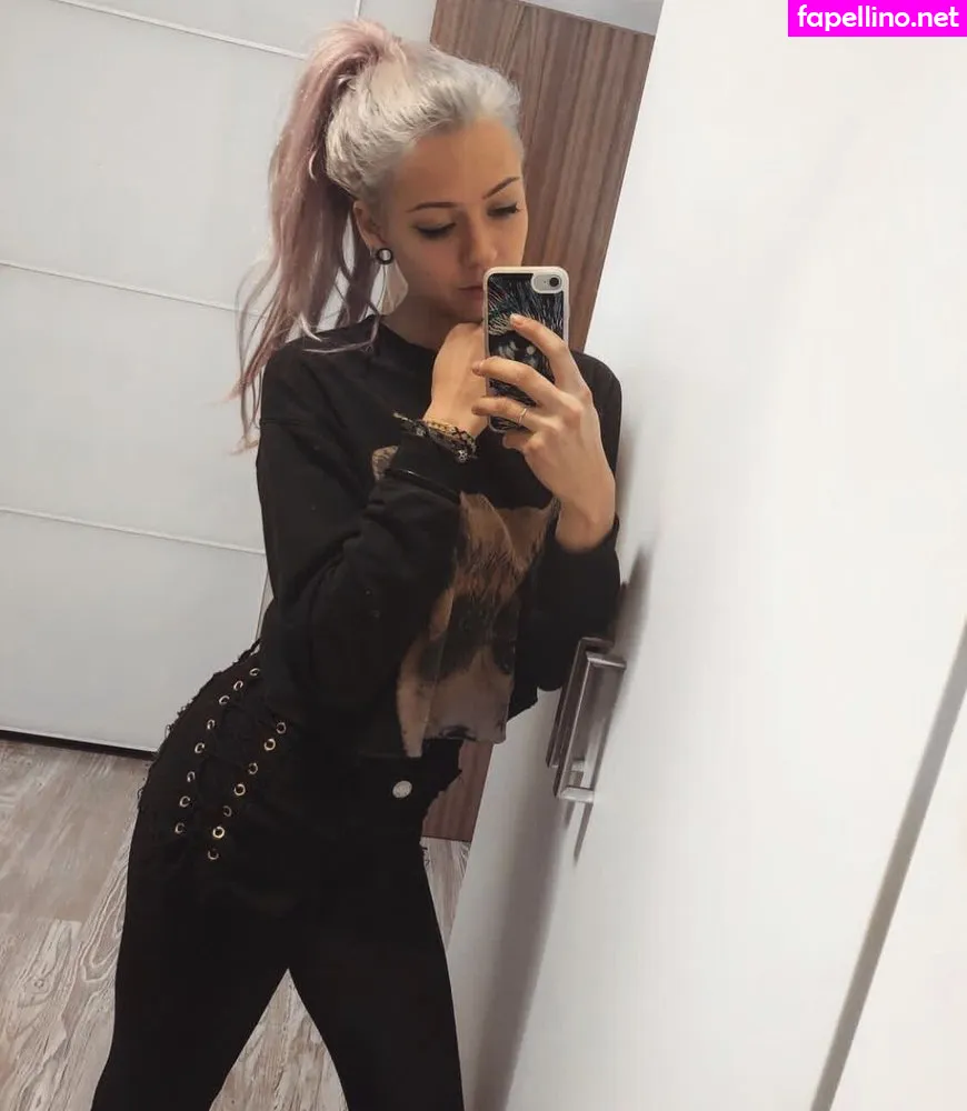 Leslie, calisto.c, farbenfuchs Nude Leaked OnlyFans Photo #D9GsyKuhzF