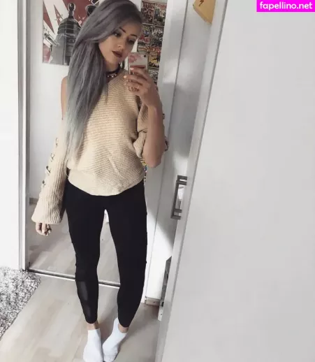 Farbenfuchs OnlyFans Thumbnail #On3iTR4aCJ