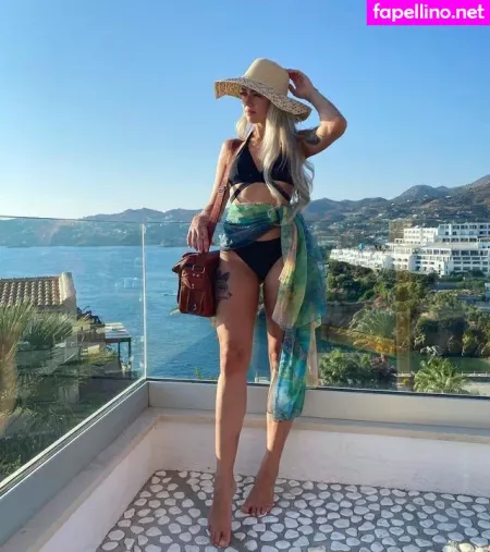 Farbenfuchs OnlyFans Thumbnail #eIkcOWn3x5