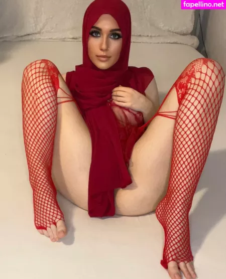 Fareeha Bakir OnlyFans Thumbnail #mjb48eitnB