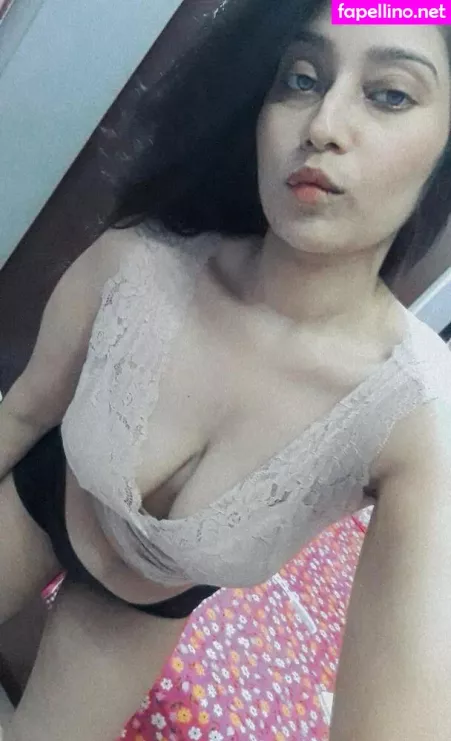 Farihapriyam OnlyFans Thumbnail #z8hyRVAX1y