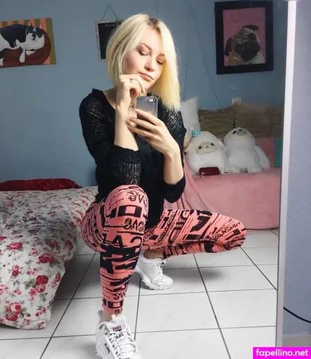 Farina Jo OnlyFans Thumbnail #7IbNKZeJHP