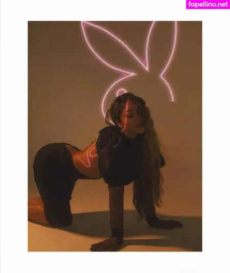 Farina OnlyFans Thumbnail #PHPVxVrbZM