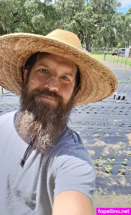 Farmdaddyjay OnlyFans Thumbnail #dTNRr7wUtk