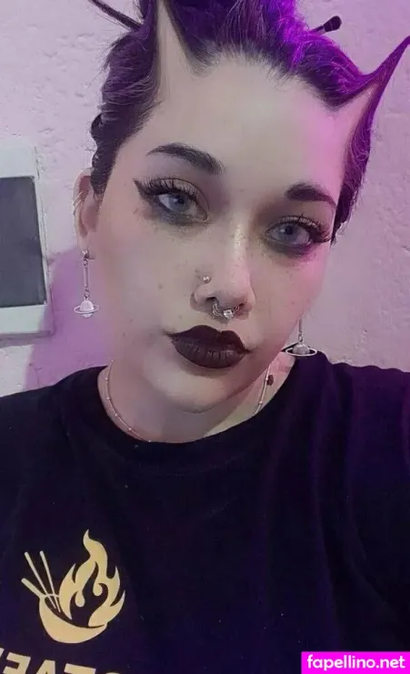 Farolitocosmicofree OnlyFans Thumbnail #oKN1DrjQZL