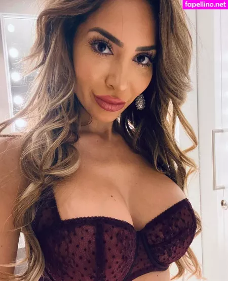 Farrahabraham OnlyFans Thumbnail #kmudPExBjb