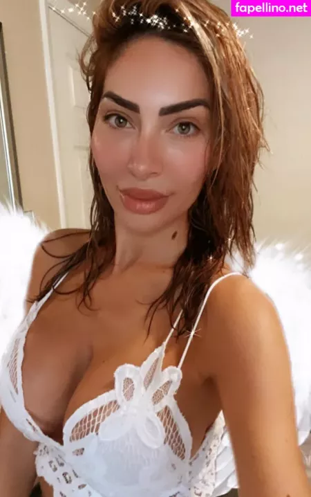 Farrahabraham OnlyFans Thumbnail #rpU1YYjHcm