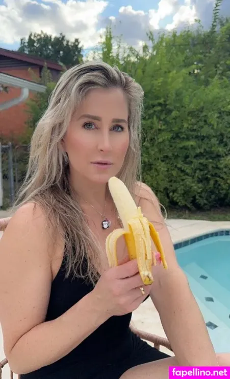 Farrahcollinsxoxo OnlyFans Thumbnail #9v4YR40G2K