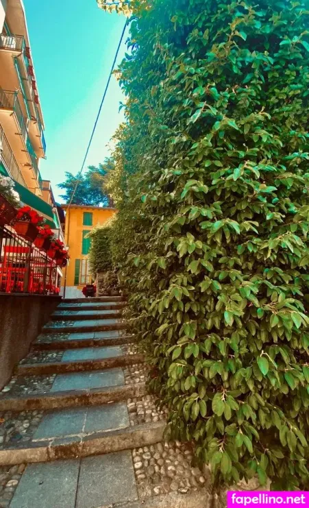 Farrahfahrenhite OnlyFans Thumbnail #OqbA5SxgRz