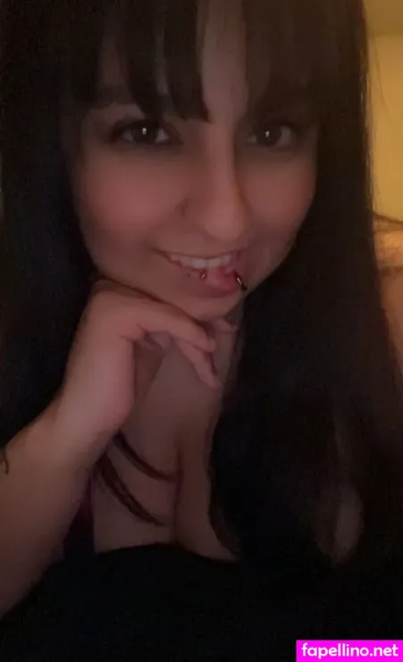 Farrahluv OnlyFans Thumbnail #S7KJ0Yy17Y