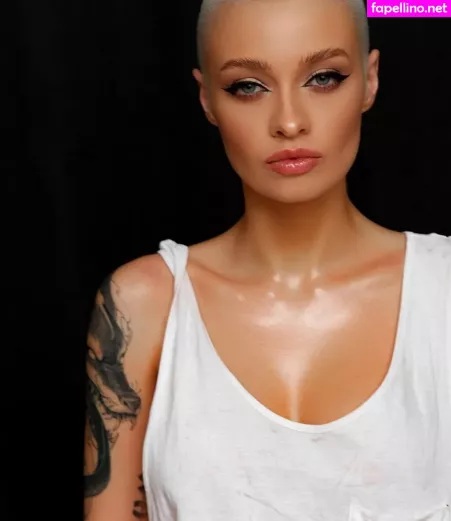 Farruhhhamraeva OnlyFans Thumbnail #tKLZleyqx1