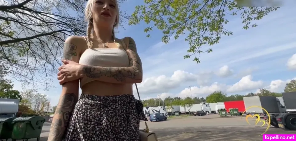 Farybondx OnlyFans Thumbnail #RldwgVmNiM