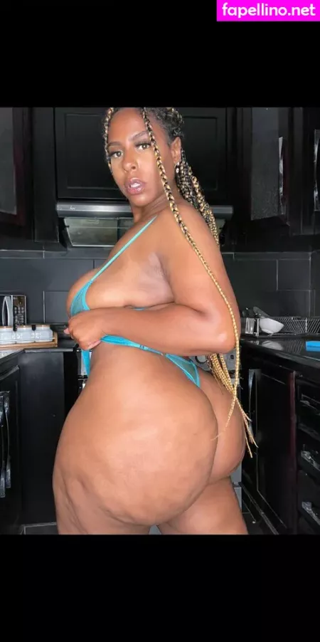 Fatassbaddie OnlyFans Thumbnail #0hqvXSIiBb