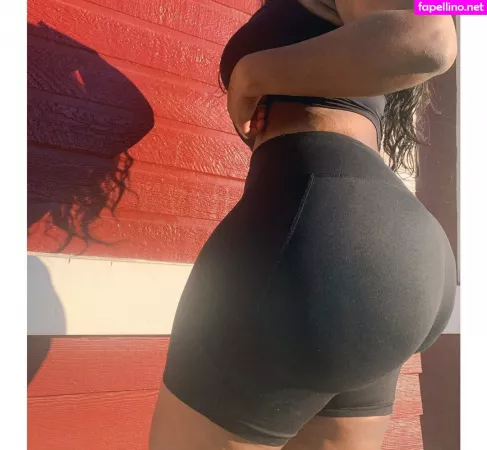 Fatassbaddie OnlyFans Thumbnail #2Byf4a9NcS