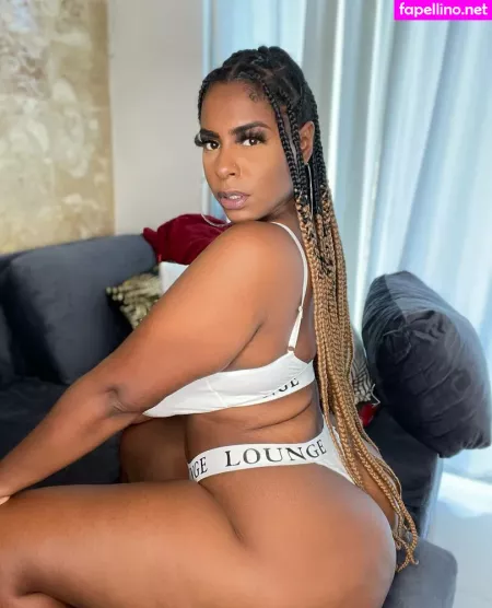 Fatassbaddie OnlyFans Thumbnail #qNIArGKDvv