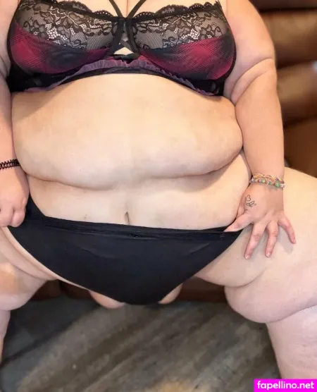 Fatbabeshae OnlyFans Thumbnail #LeWKV2OtE5