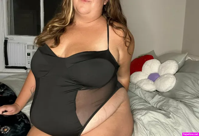 Fatbeachbabe OnlyFans Thumbnail #vF6zJFLqHi